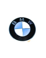 Emblemat wklejka kołpaczka z folią samoprzylepną BMW E12 E23 E24 E28 E31 E32 E34 E36 E38 E39 E46 E53 X5 E65 - 36131181080