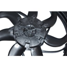 Wentylator z obudową BMW E81 E82 E84 X1 E87 E90 E91 E92 E93 - 17428506668