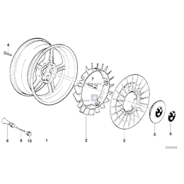 Osłona koła zewn. prawa - 36112226274